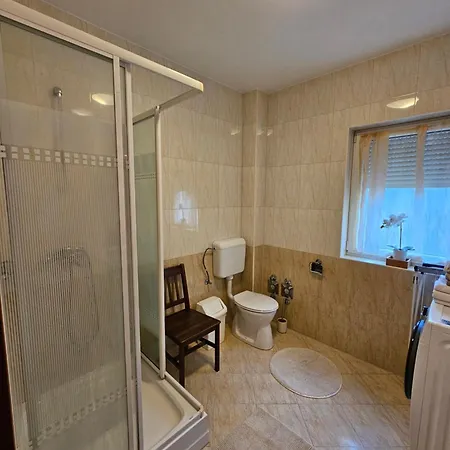 Апартаменты Easy Apartmanhaz *