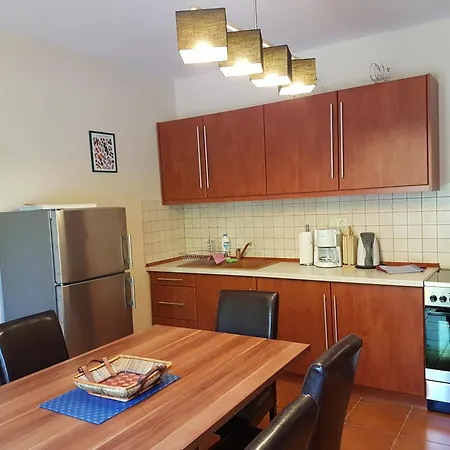 Appartement Easy Apartmanhaz