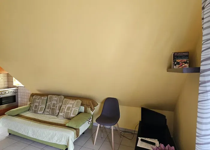 Easy Apartamento Keszthely