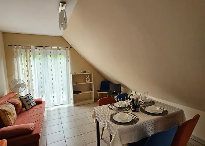 Easy Apartmanhaz Appartement