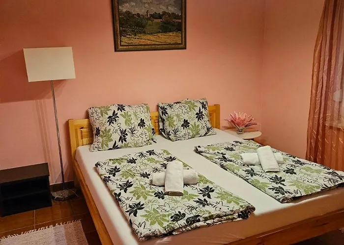 Easy Apartmanhaz * Keszthely